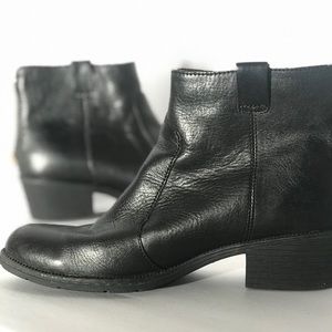 B.O.C Women’s Cardenas Ankle Boot Size 10M